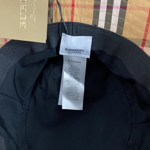 Burberry Hat - Picture 4 of 4